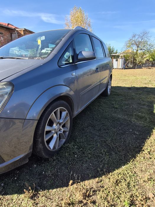 Opel Zafira B 1.9