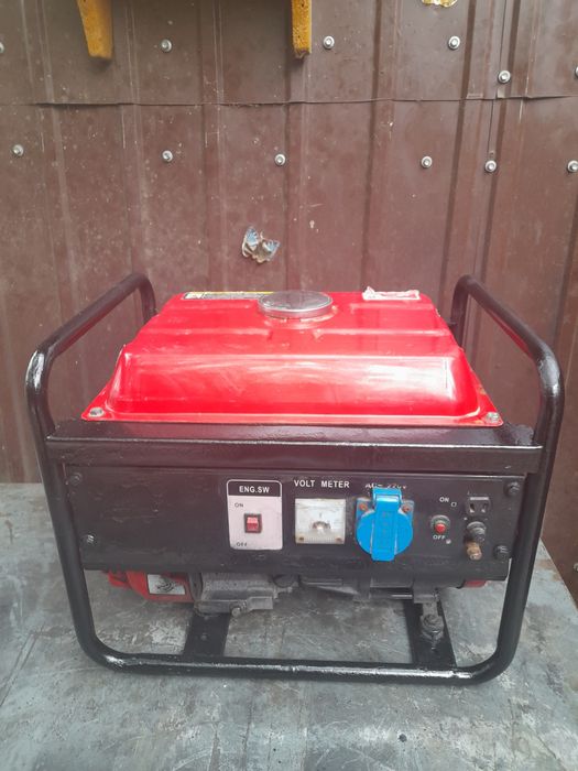 Vând sau schimb generator 4 timpi
