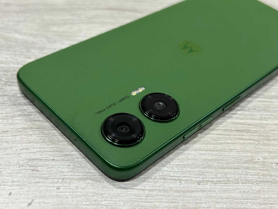 Motorola  G35 5G 256GB 4GB+4 GB RAM Dual