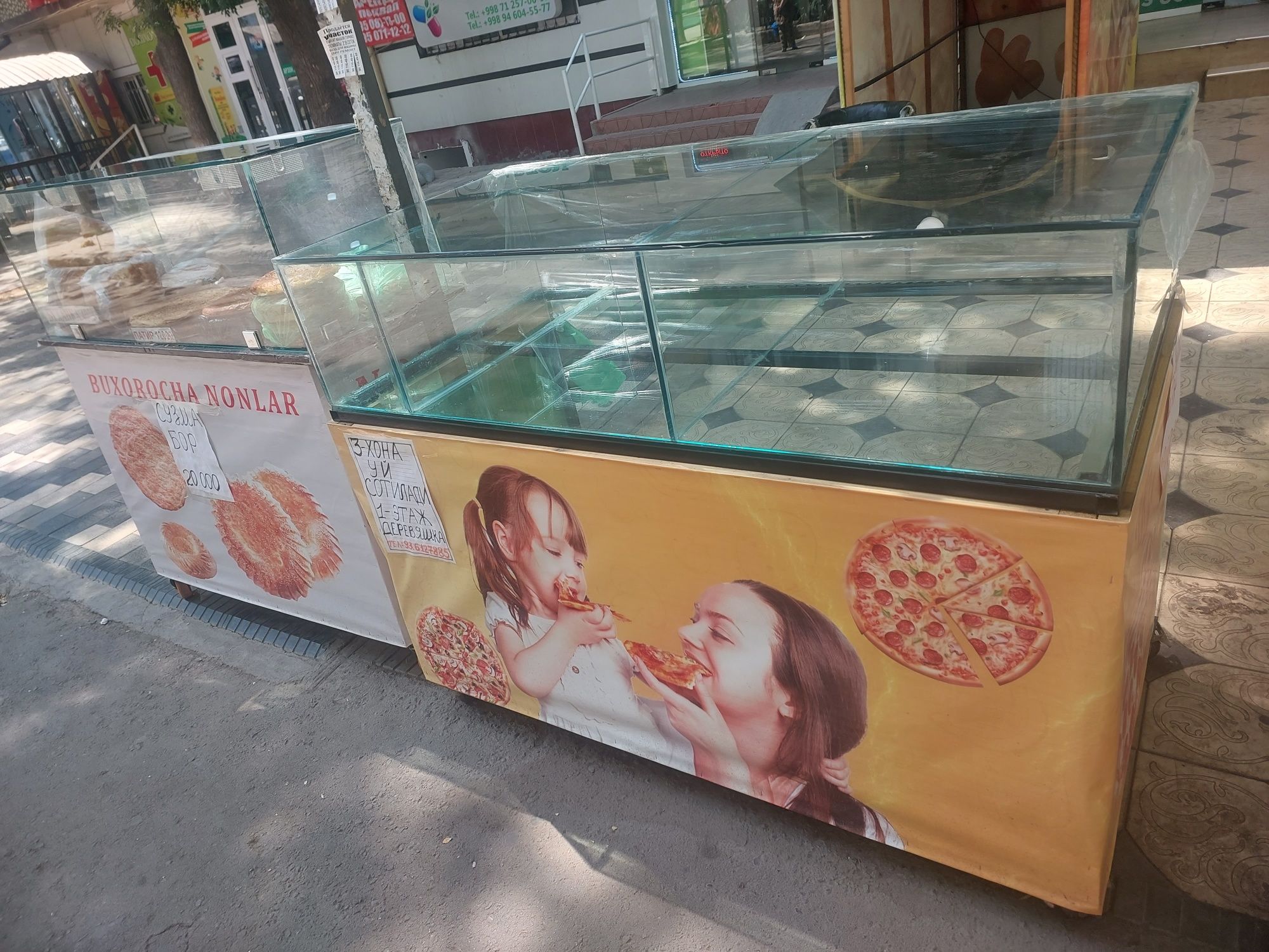 Vitrina stollar mustahkam
