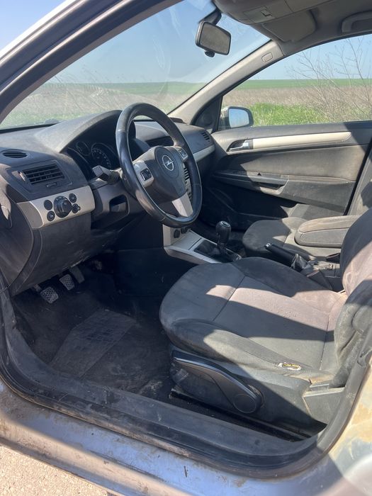 Piese Auto Opel Astra H An 2007 Motor 1.7 D