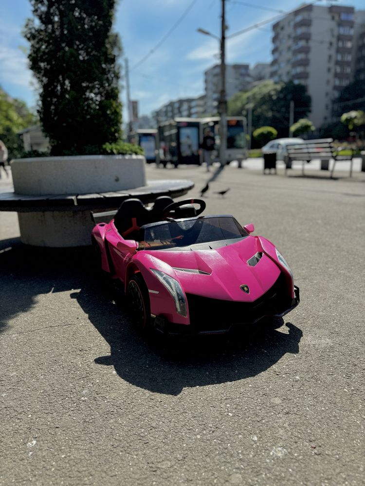 Solamanet vinde: Masinuta electrica pentru copii, Lamborghini Pink
