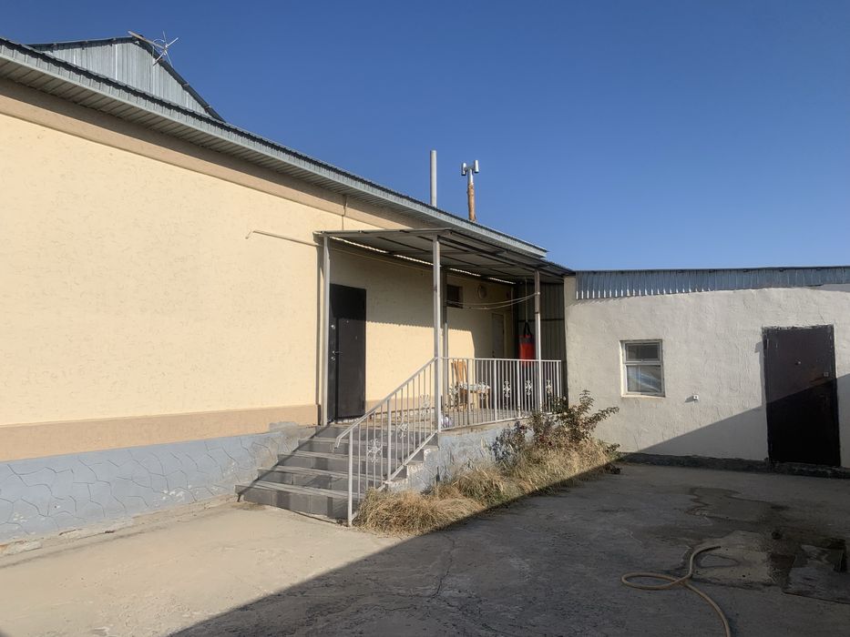 Дом хорошый.