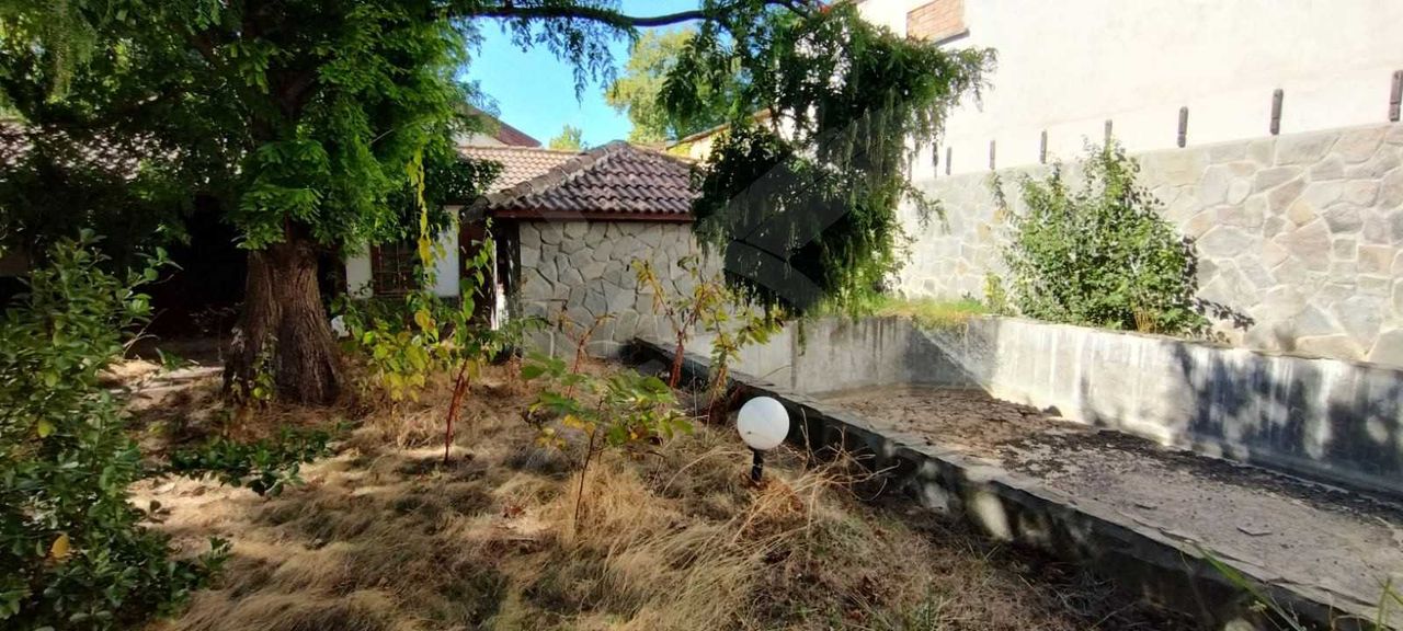 Продава се Парцел в Пловдив, Прослав - 2409 кв.м за 311 €/кв.м - Снимка #5