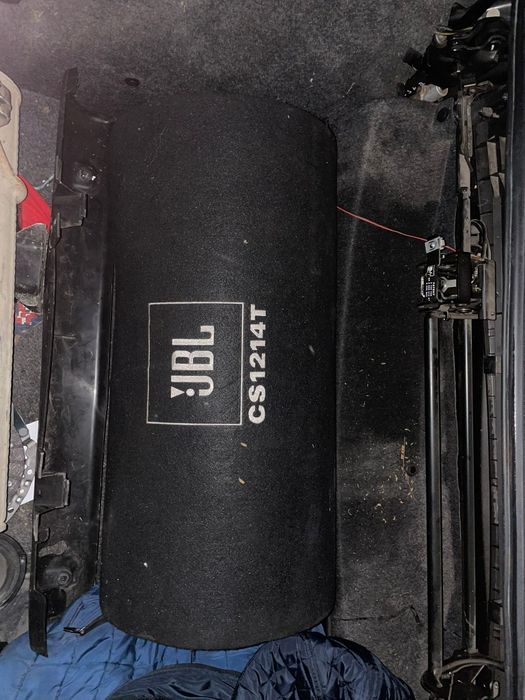 Subwoofer auto fara statie difuzor stare foarte buna