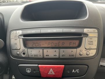 Оригинално радио/CD за Тойота Айго