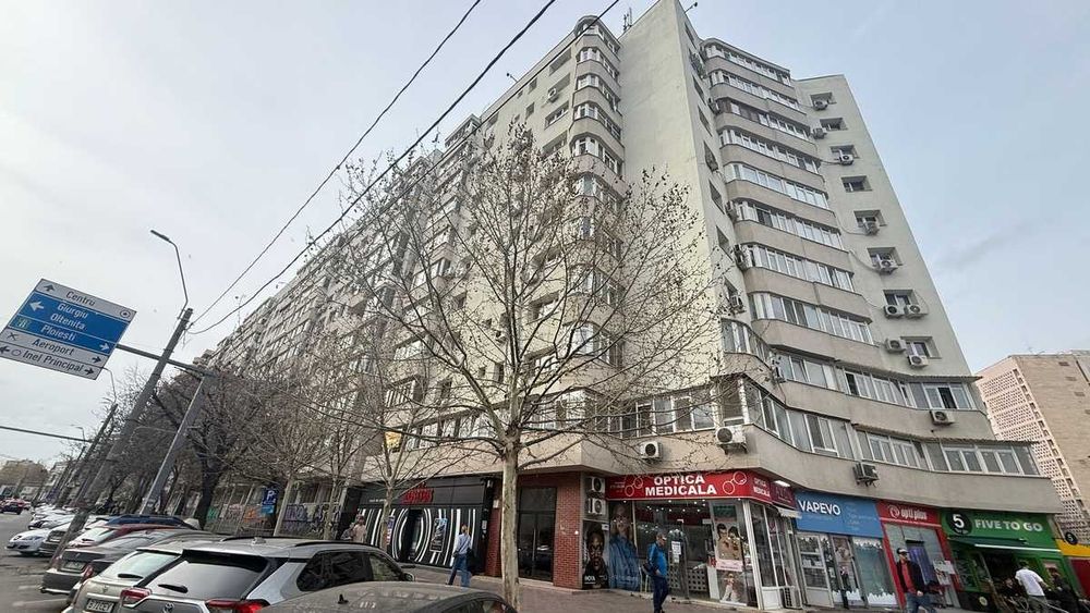 Dristor(METROU)-stradal, bloc mixt 1987, dec, 2 balc, 75.000euro