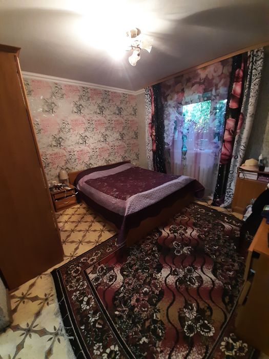 Продам дом  большой 110кв метров 3 спальни зал кухня сан узел