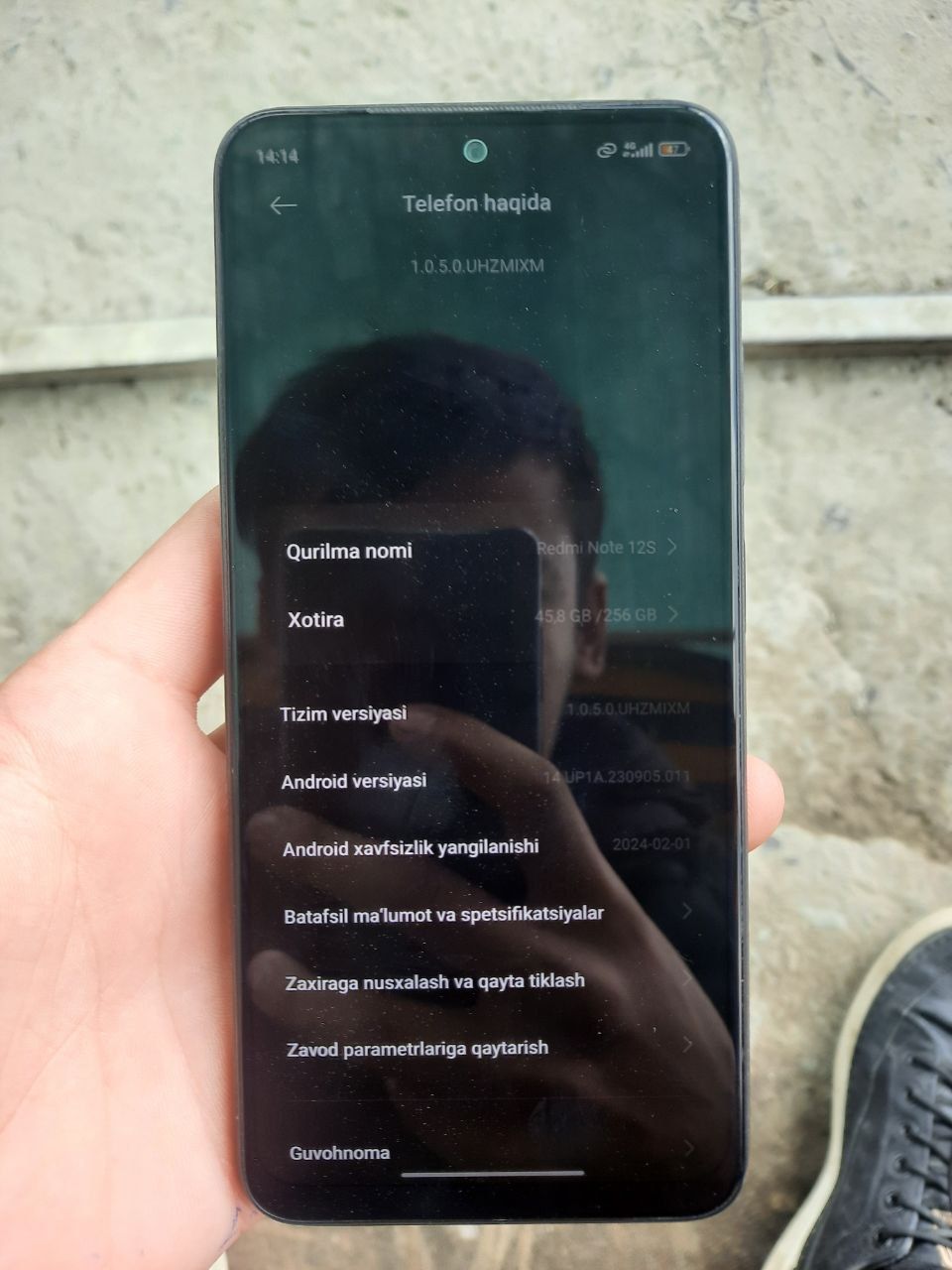 Telefon sotiladi srochno pul zarur redmi not 12s karopka dokument bor.