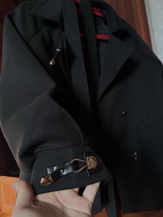 Пальто HERMES короткая новая