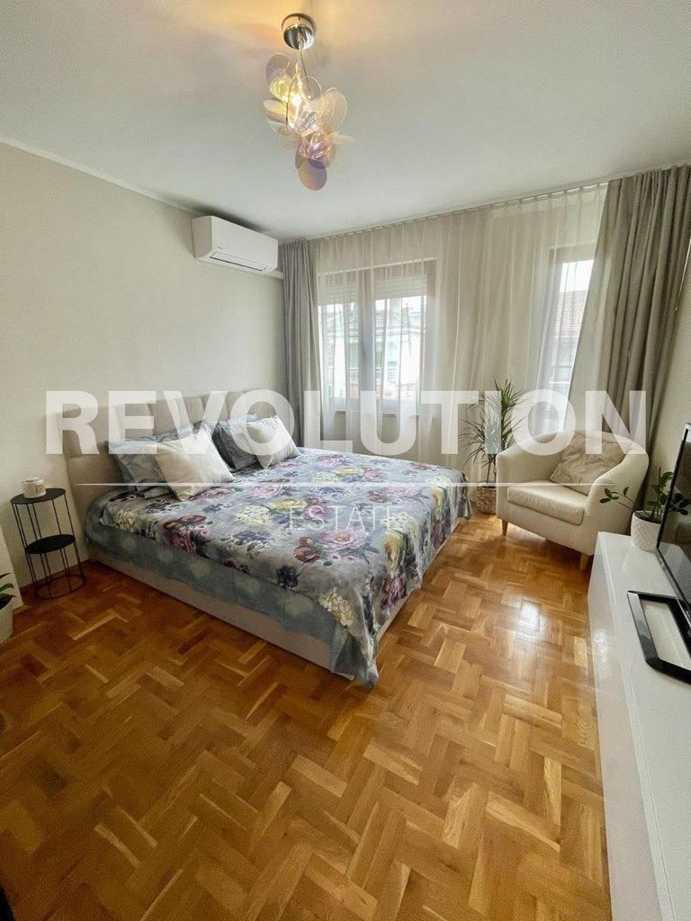 Дава се под наем Мезонет в Варна, Генералите - 80 кв.м за 900 € - Снимка #3
