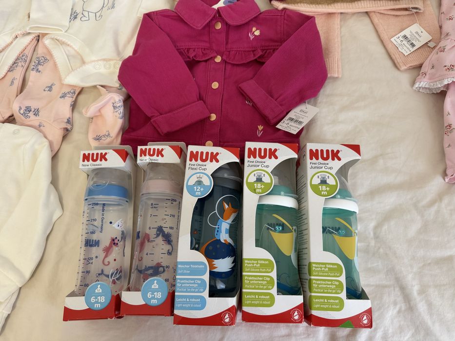 Бебешки дрехи и шишета