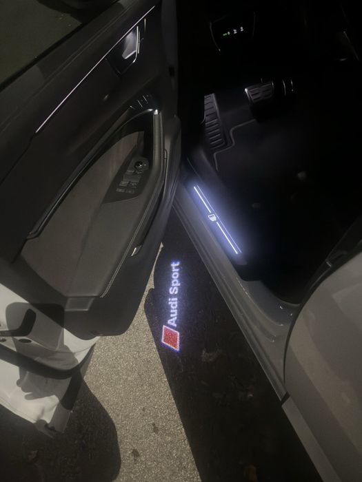 Посрещащи LED лого прожектори за врати Mercedes BMW Audi Dodge Lexus