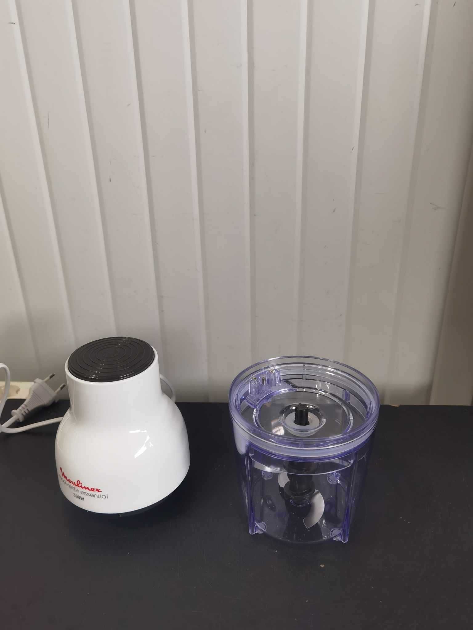 Електрически чопър Moulinex, 400 ml, 300 W, 4 остриета, функция 3 в 1