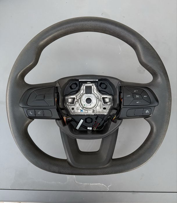 Volan iveco daily cu comenzi