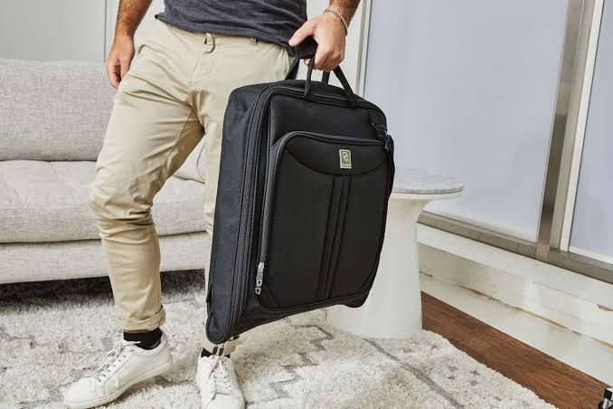 Портплед дорожный (чемодан для костюма) — идеален для командировок