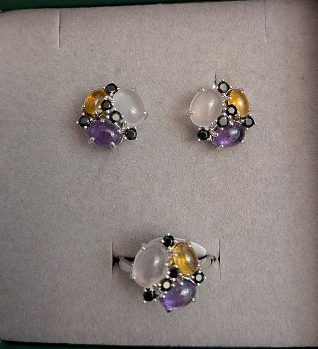 Сребърен комплект от естетствени камъни