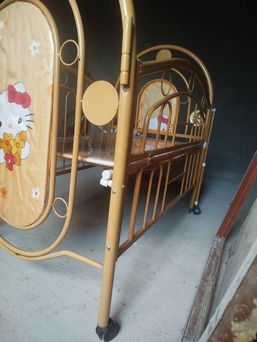 Детские кроватки