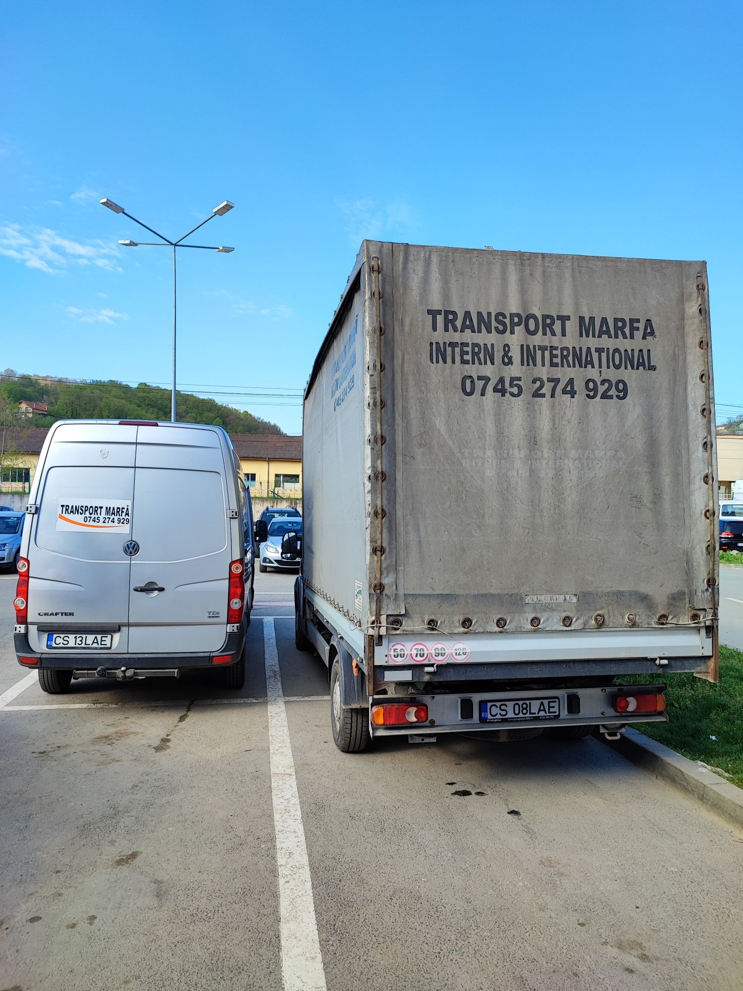 Transport marfă intern și internațional.Mutări complete cu manipulanți