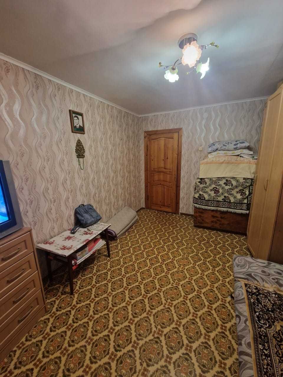 Продам 2-х комн.квартиру на 8 мкр
