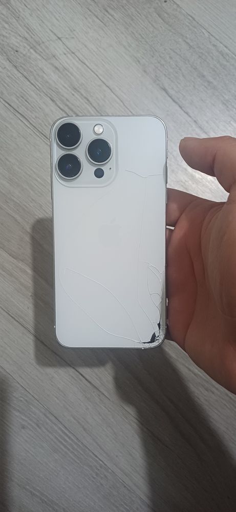 Iphone X ga 15pro korpusi taqilgan