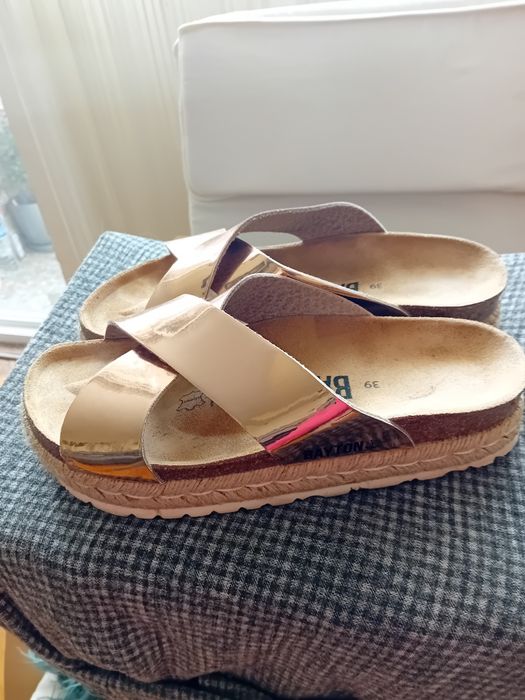 Качествени чехли