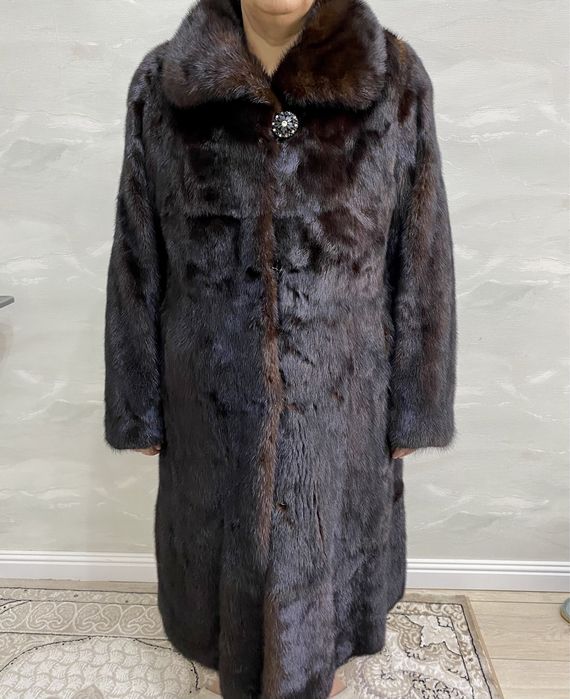 Шуба в отличном состояние