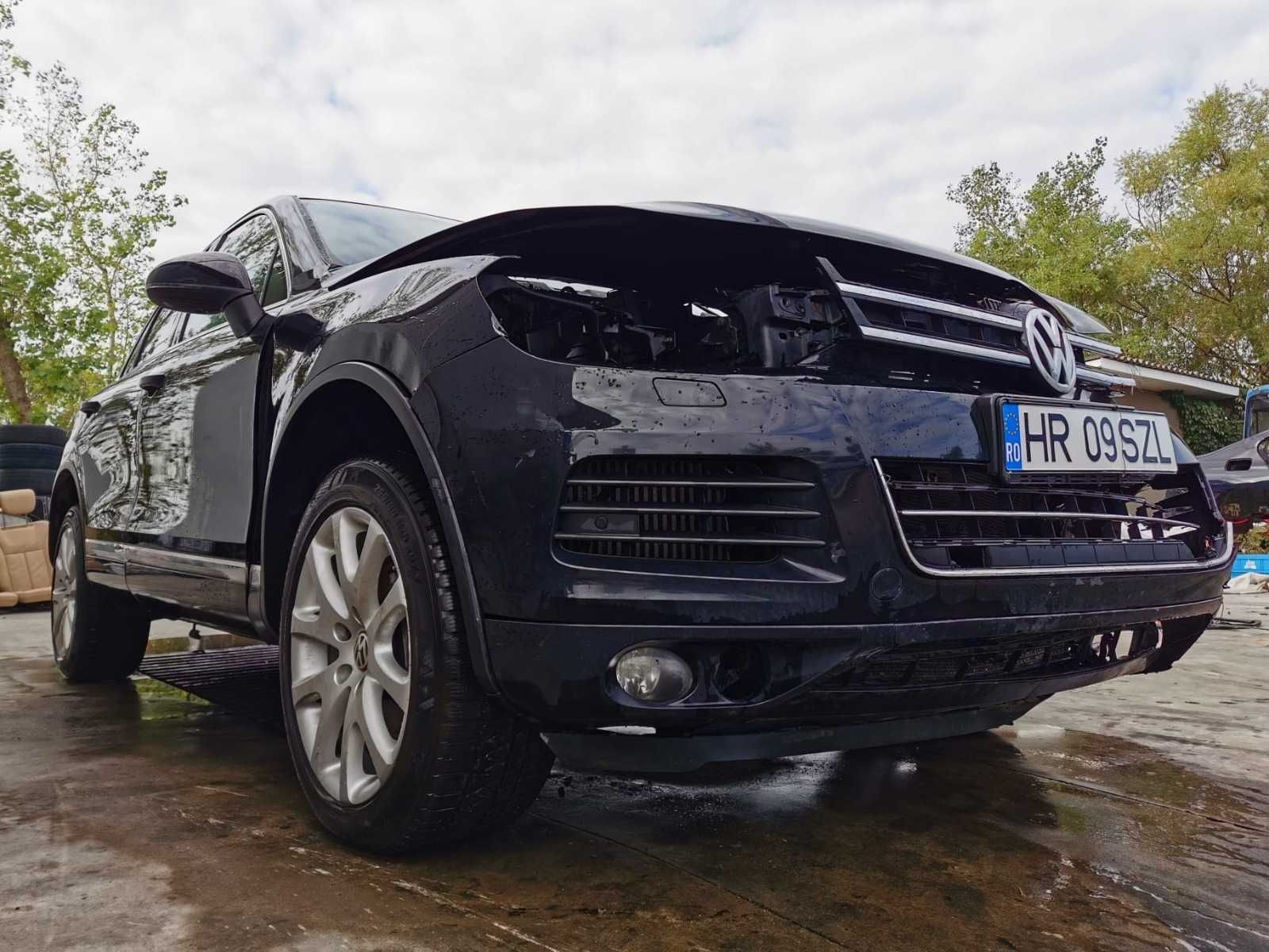 Dezmembrez volkswagen Touareg 7P 3.0 CASA/toareg 7P/bara fata/capota