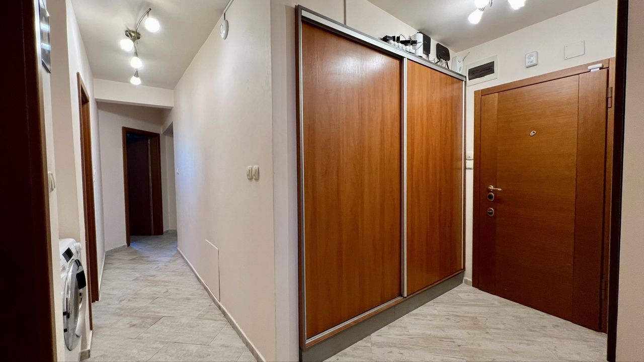 Продава се Четиристаен апартамент в София, Люлин 9 - 137 кв.м за 1752 €/кв.м - Снимка #7