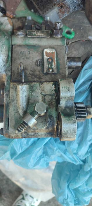 Pompa de injectie + 3 injectoare