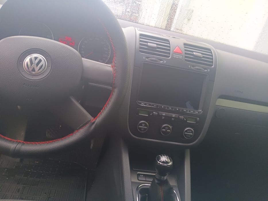 Golf 5 1.6 benzina