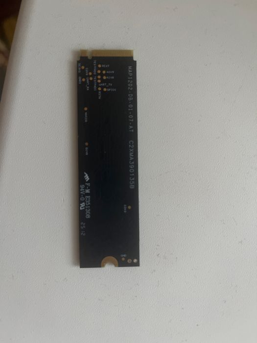 Продаю ссд 256гб