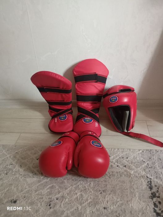 Амуниция GTF,все новое шлем,перчатки,футы