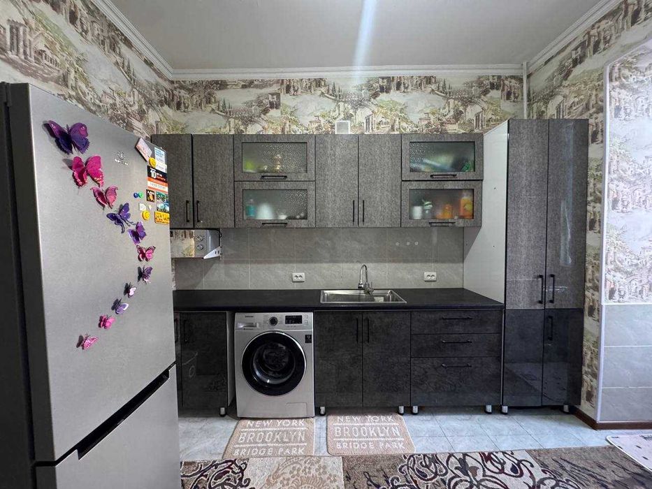 Buxoroda kvartira xonadon uy sotiladi 2 xonali 76m² 2-qavat.