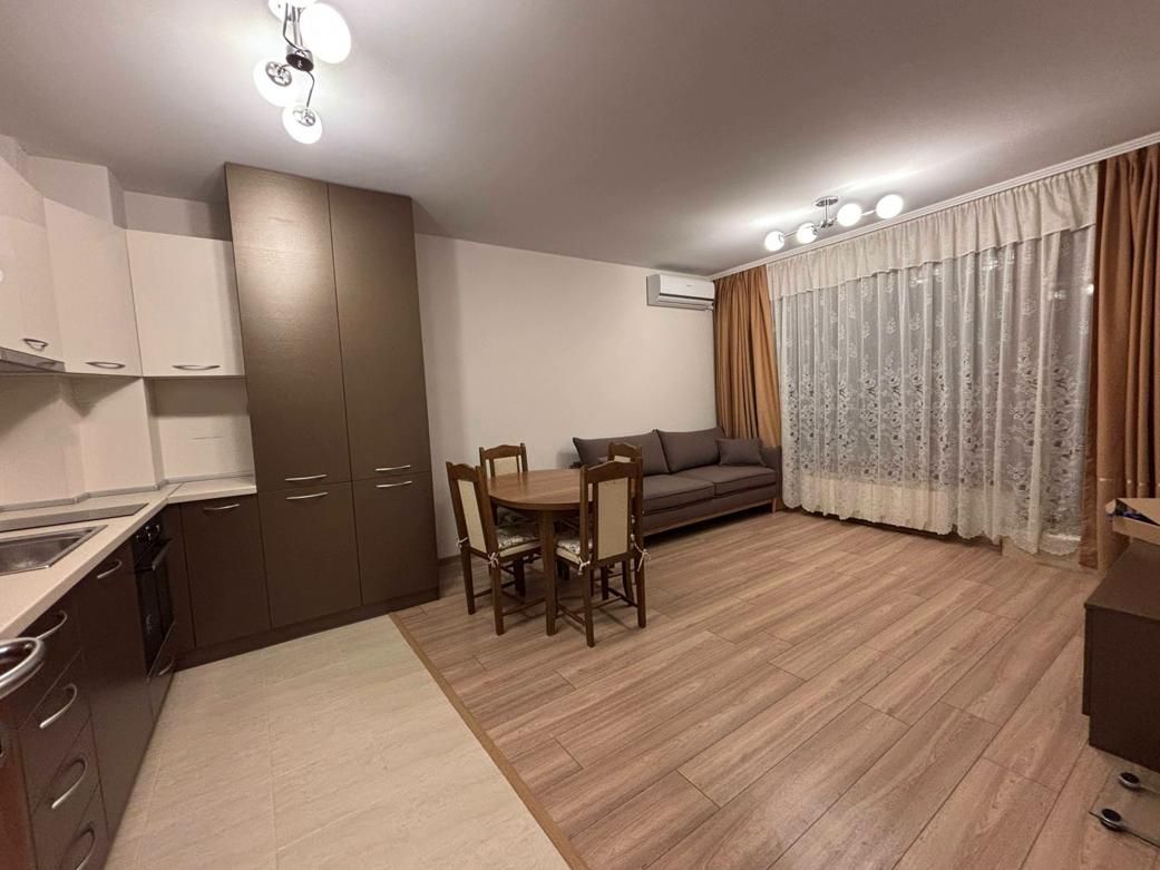 Дава се под наем Двустаен апартамент в София, Витоша - 52 кв.м за 620 € - Снимка #1