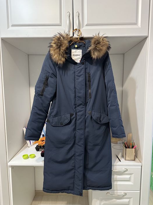Продам длинный теплый пуховик женский фирма Snowimage