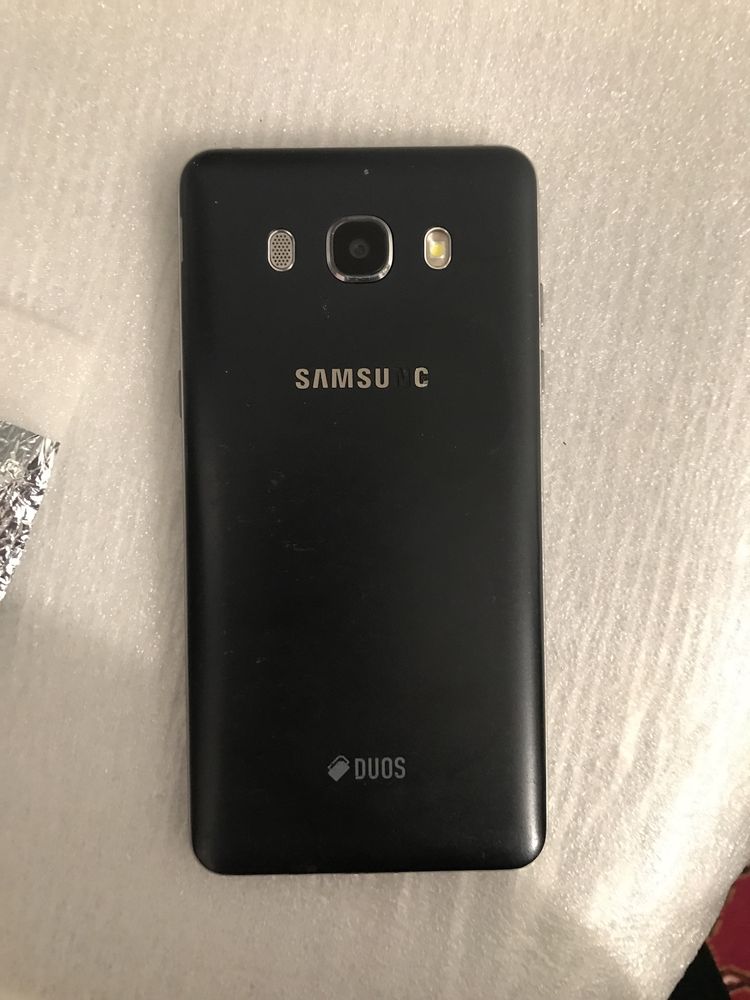 Продам Samsung j5 2016 года