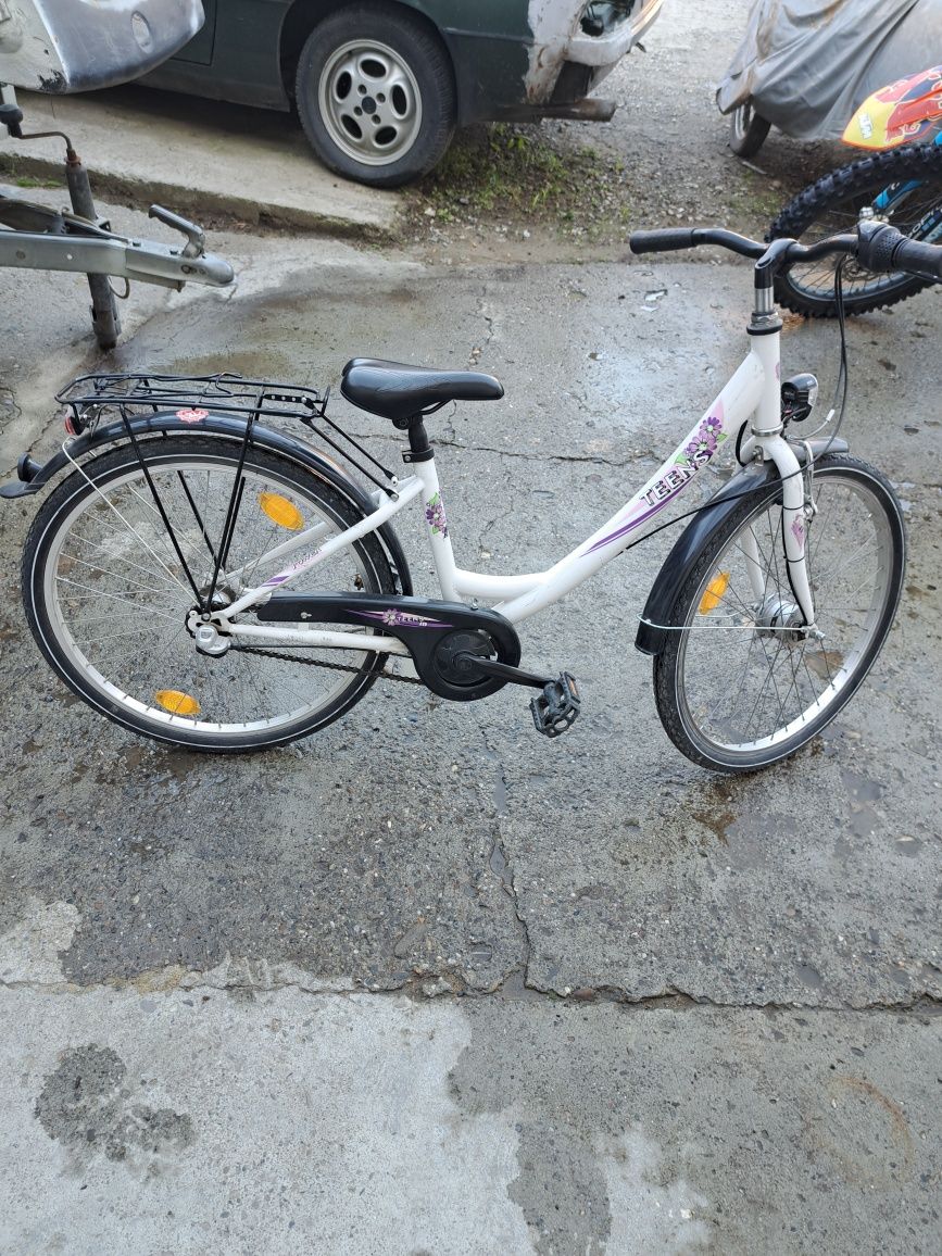 De vânzare bicicletă de copii