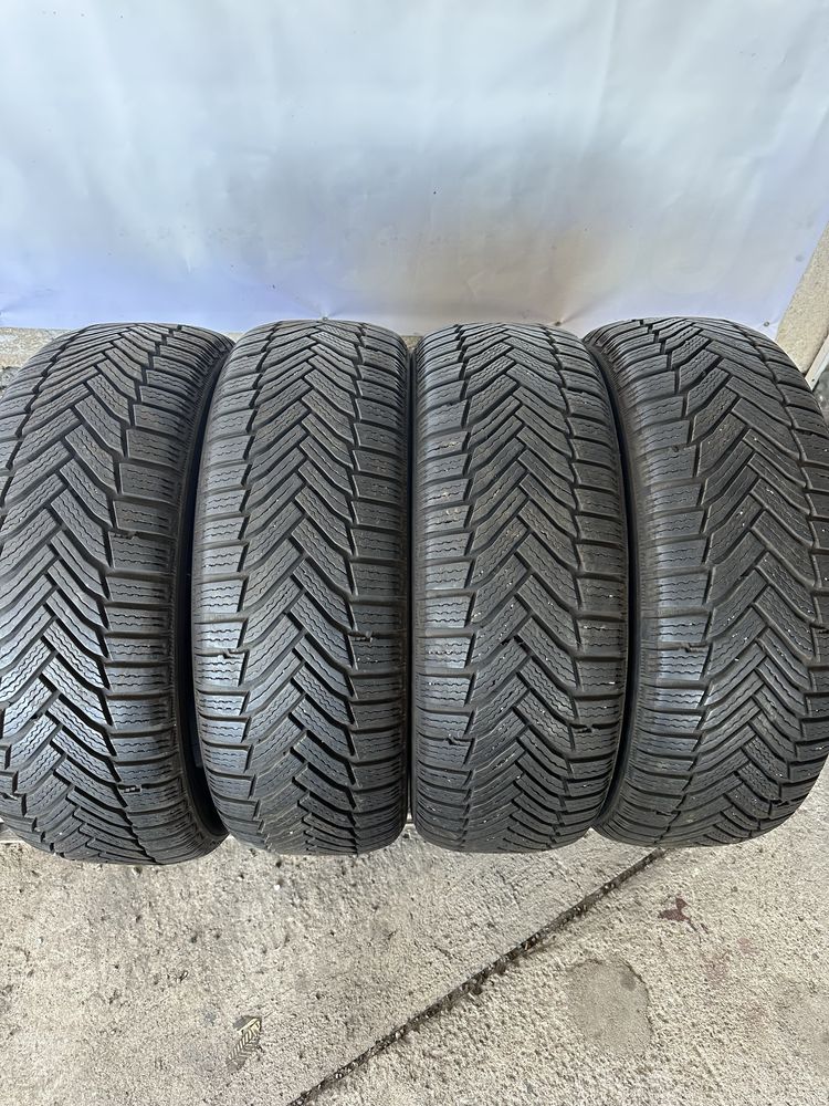 215/55/17 Michelin dot21 4бр