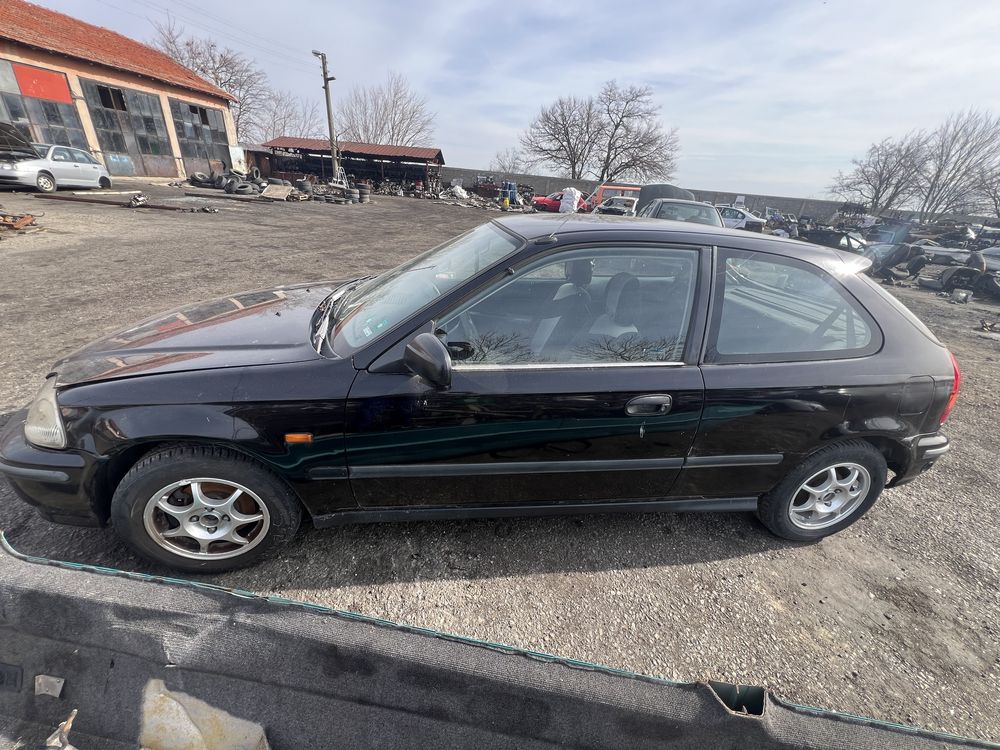 Honda Civic 1.4i на части