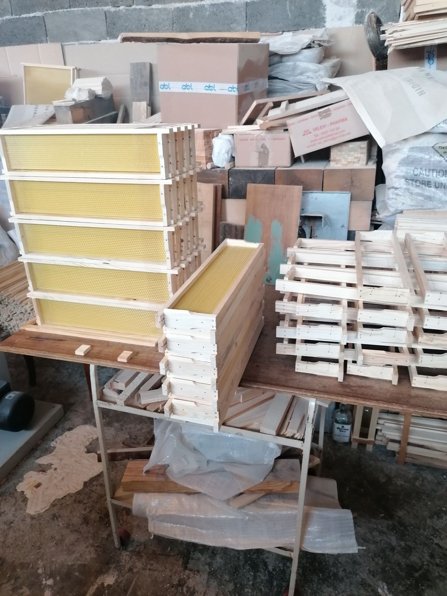 Пчелни рамки от производител