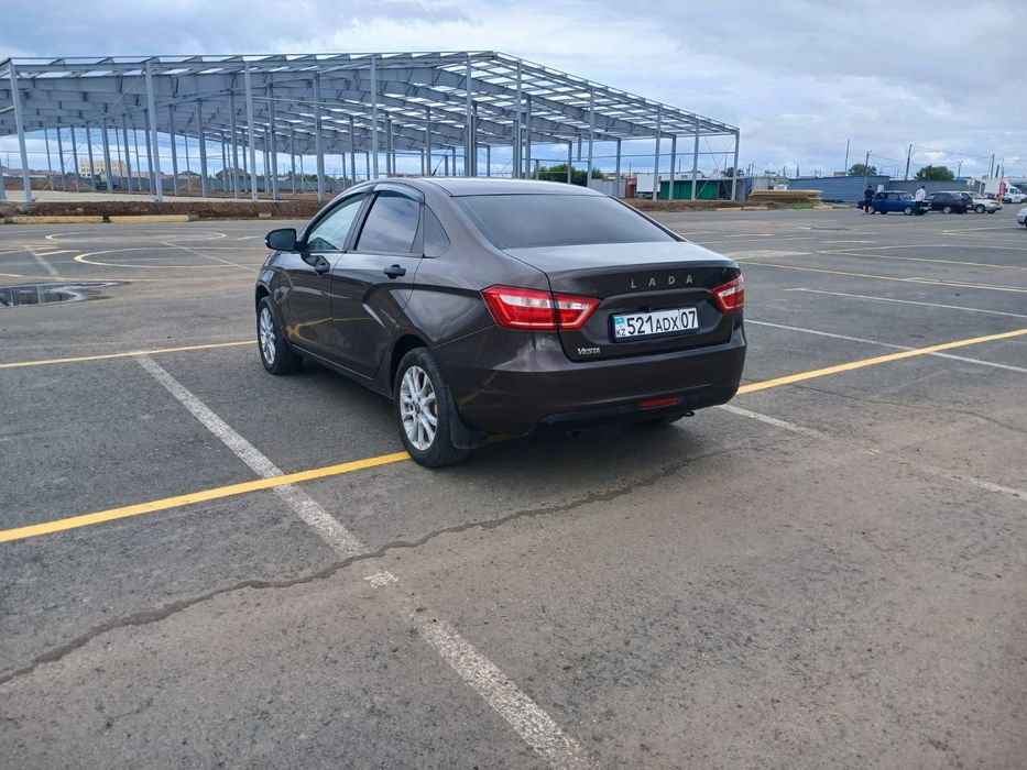 Продам Ладу Весту