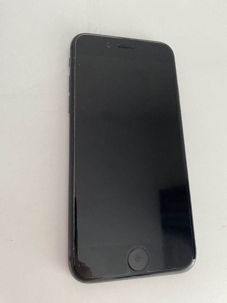 iPhone 8, negru, 64GB, impecabil