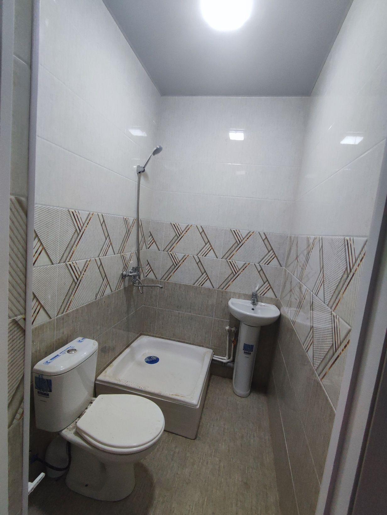 Срочно продается 1 ком квартира 28000$  27 м²