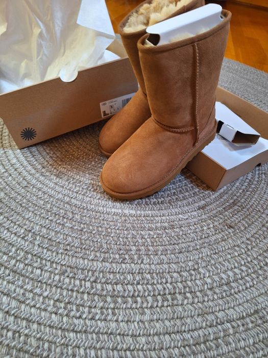Cizme UGG 36 noi originale