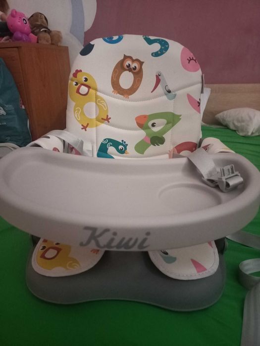 Стол за хранене-бустер