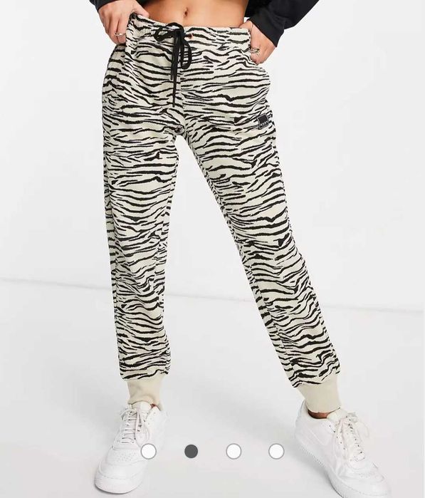 спортно долнище DKNY