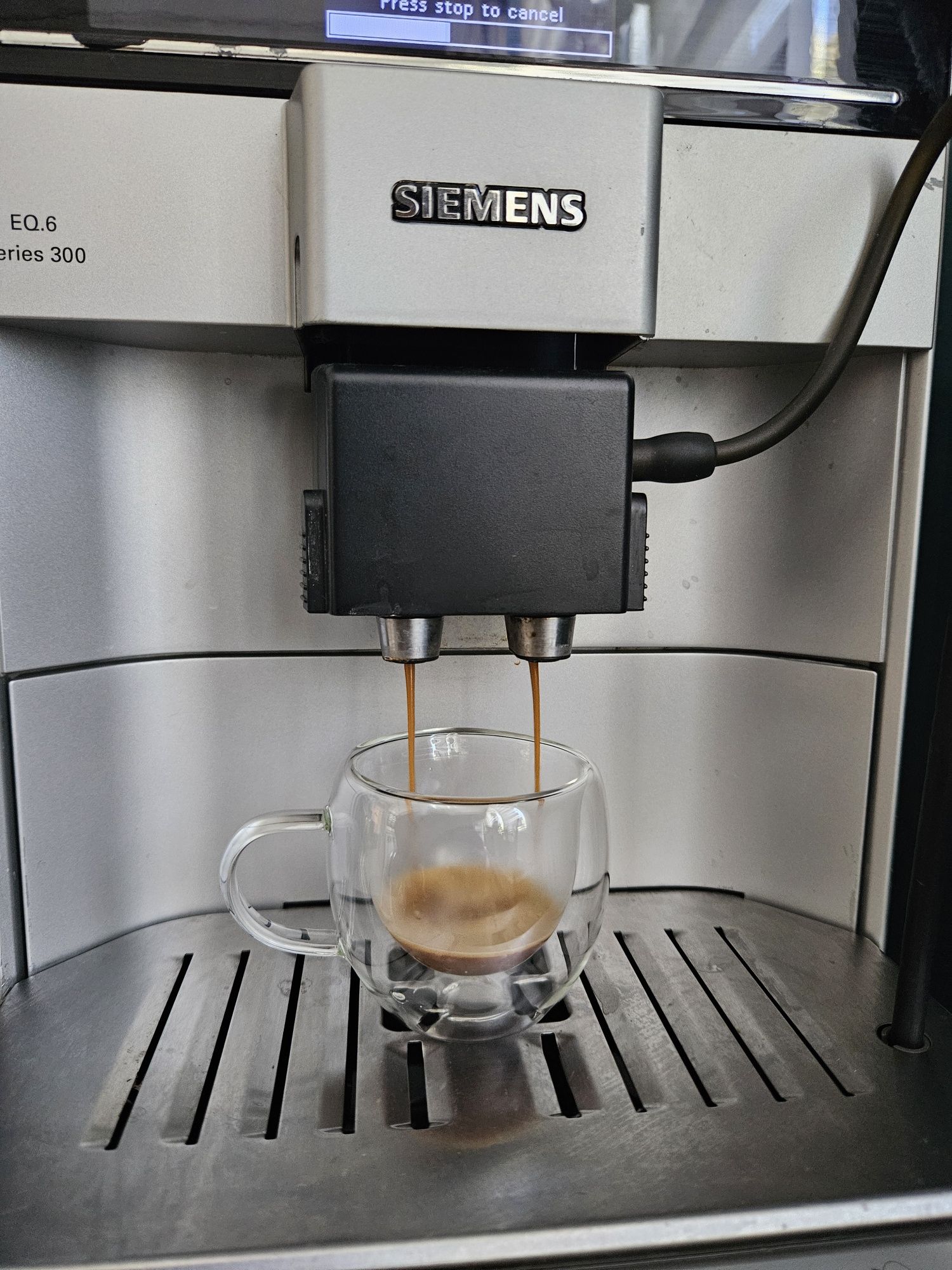 Кафеавтомат Siemens EQ6 3000