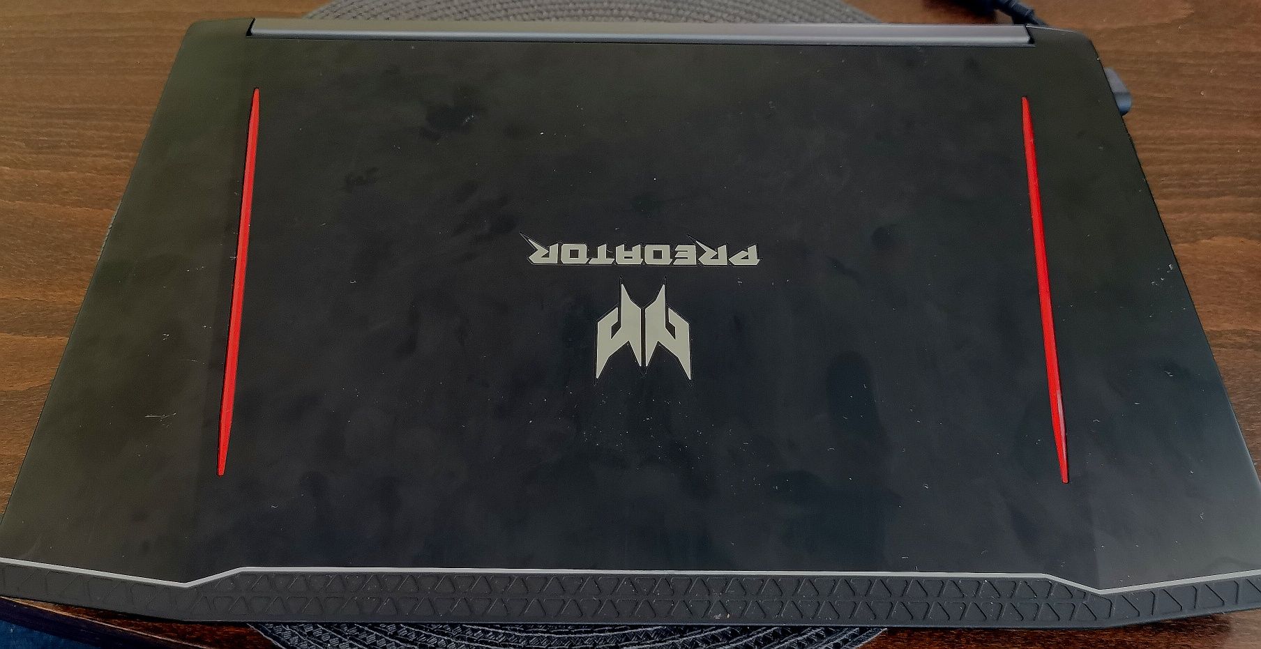 Acer predator helios 300 15.6`