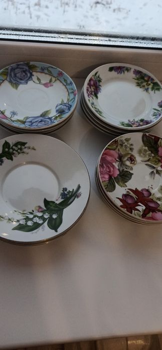 Блюдца маленькие